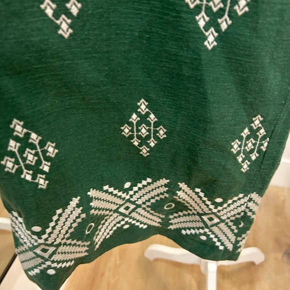 Zara Green Patterned Cropped Pants - Picture 2 of 7